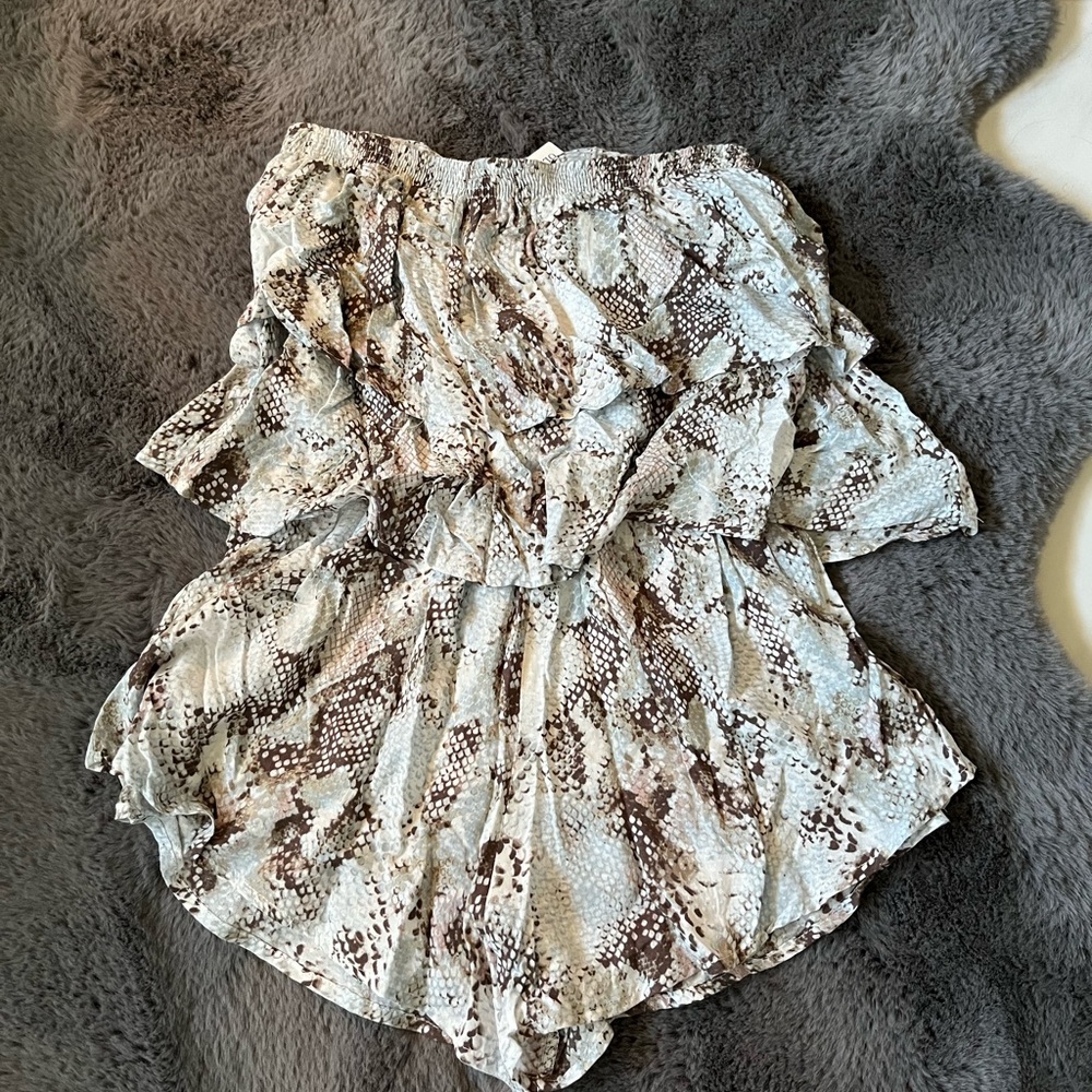 Strapless ruffle romper